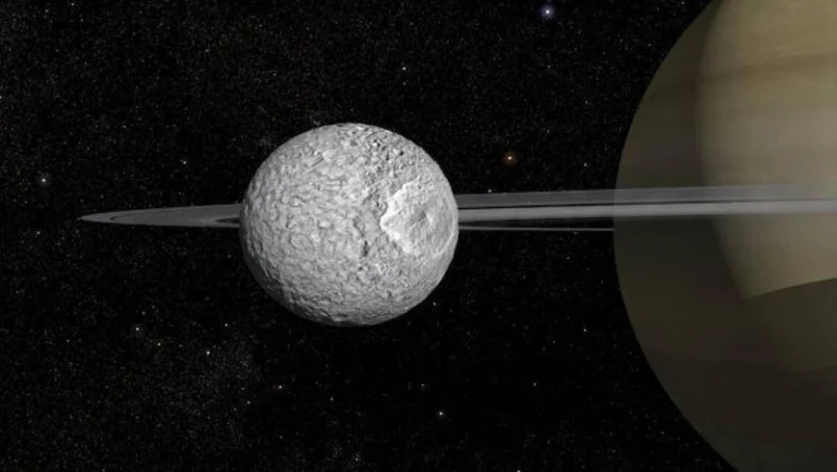 Photo de Mimas qui orbite autour de Saturne