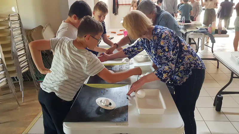 Réalisation de la maquette au sein du club d'astro KOSMOS 22